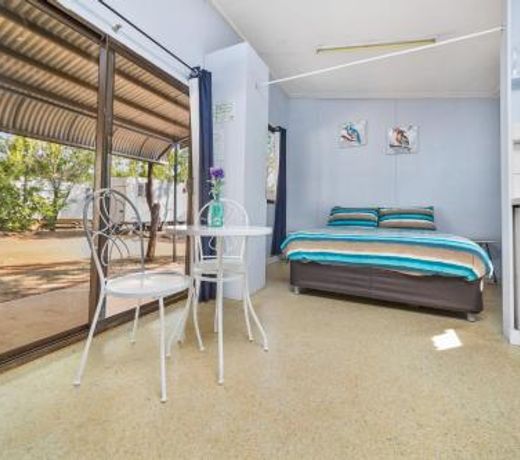 AAOK Lakes Resort and Caravan Park