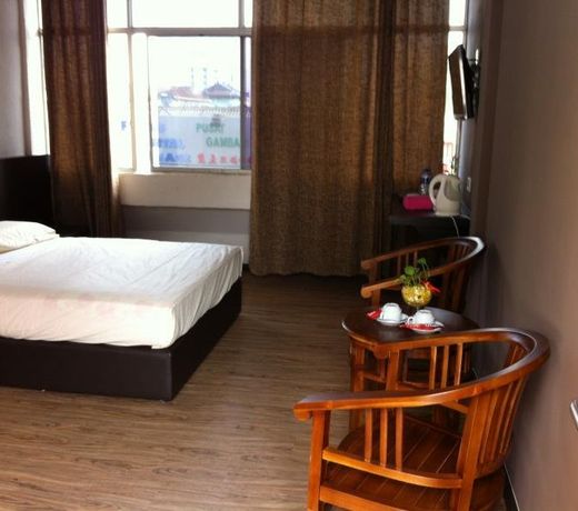 Room V at Jalan Jenang