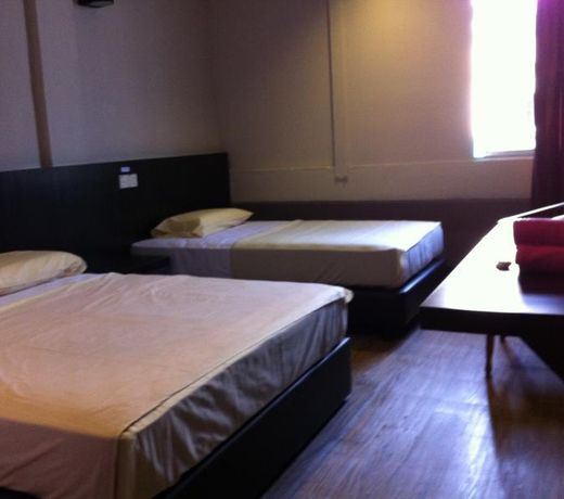 Room V at Jalan Jenang