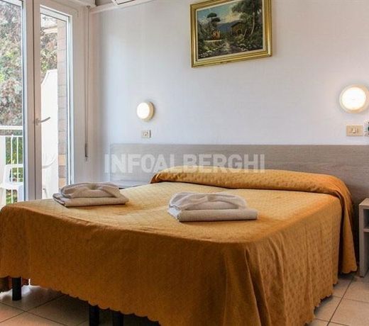 Hotel Nevia
