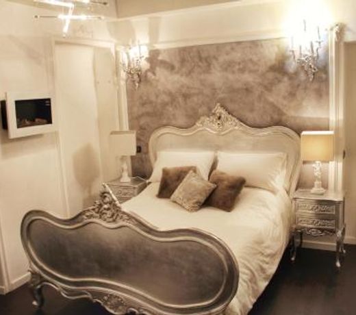 D.R.Rome Spanish Luxury Suites