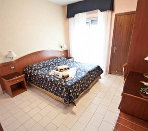 Hotel Miramare con piscina