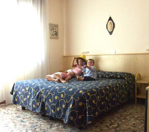 Hotel Miramare con piscina