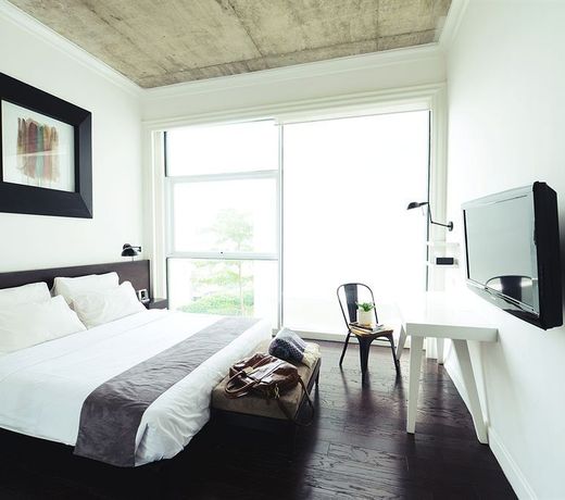 Morrissey Hotel Residences
