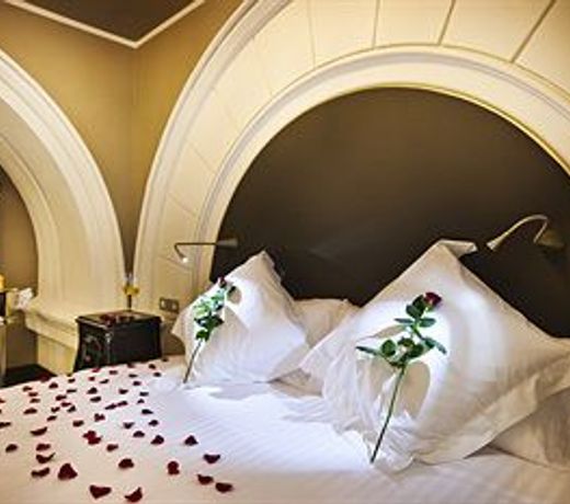 BarcelÃ³ Brno Palace