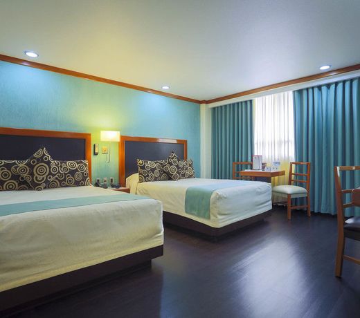 Hotel Abastos Plaza