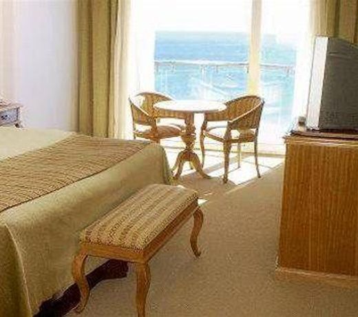 Hotel Piren