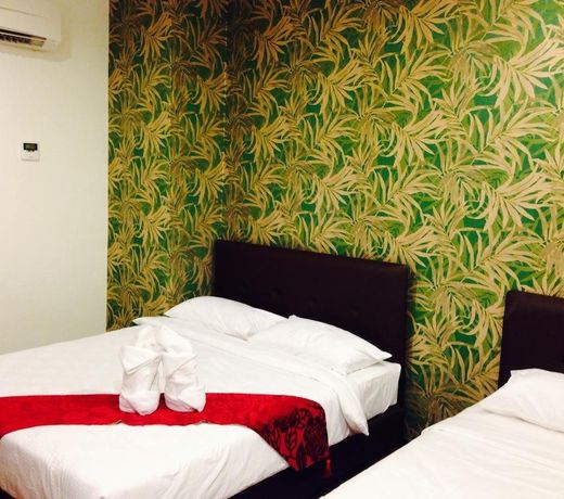 M BOUTIQUE INN  PERMY JAYA