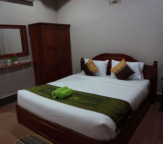 Phetphaylin Hotel