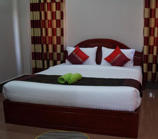Phetphaylin Hotel