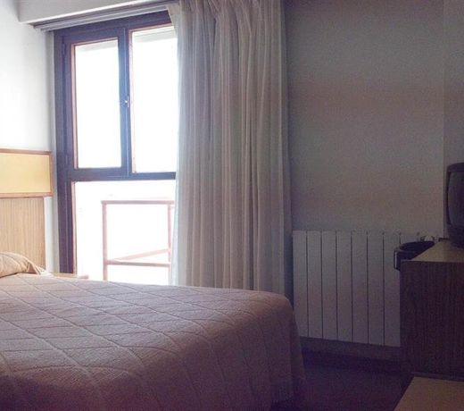 Costanera Hotel