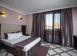 Отель Тис / Tis Hotel фото 2