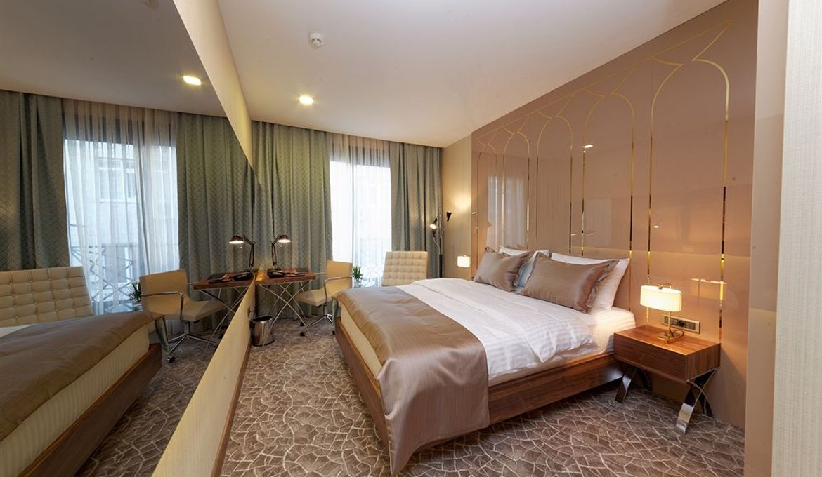 Inera Hotel