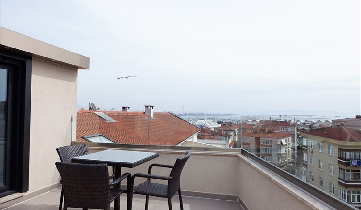 Inera Hotel