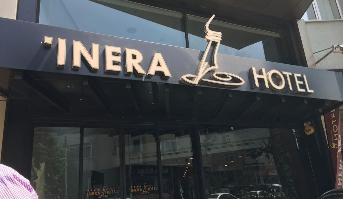 Inera Hotel