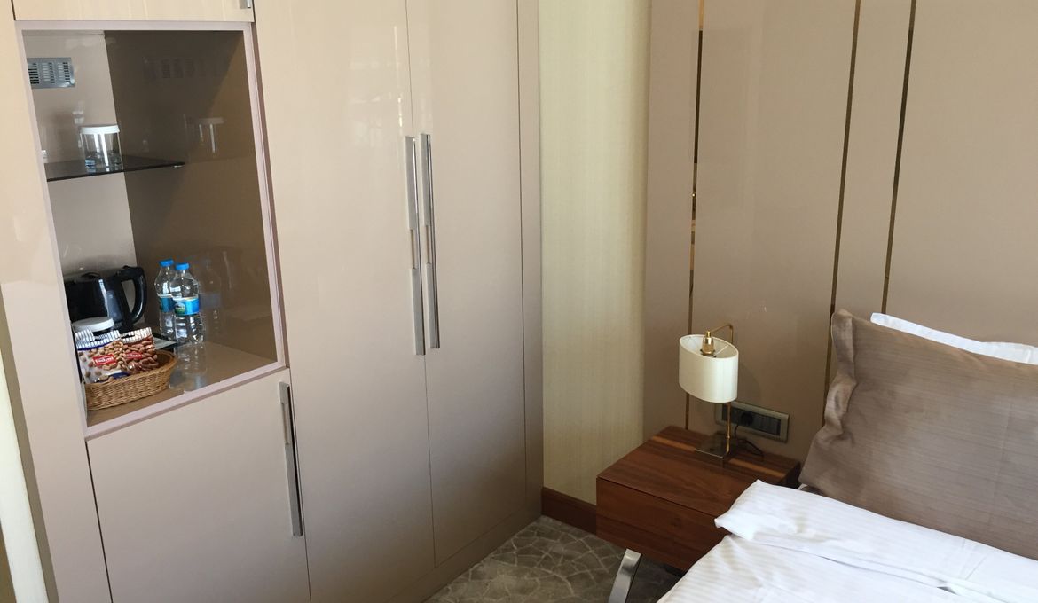 Inera Hotel