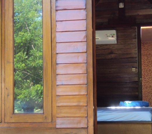 Harum Meno Bungalows