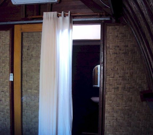 Harum Meno Bungalows