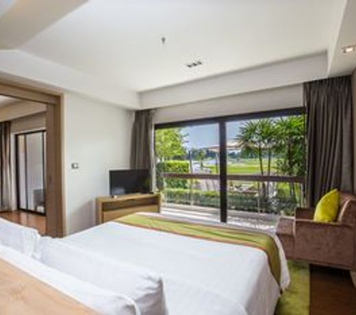 Summit Windmill Golf Residence