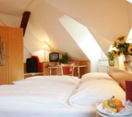 Hotel Wirt im Feld