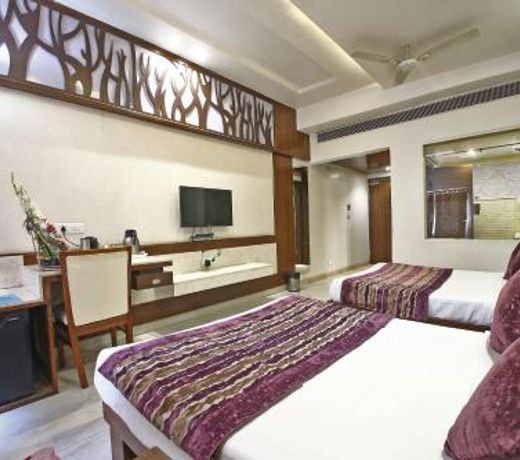 Hotel Emerald