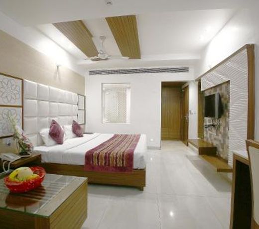 Hotel Emerald