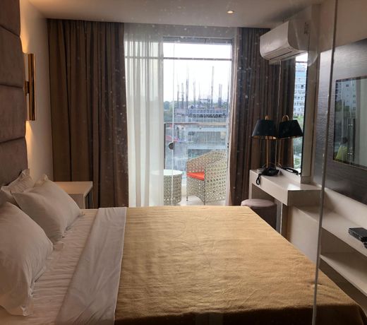 Apollonia Royale Hotel