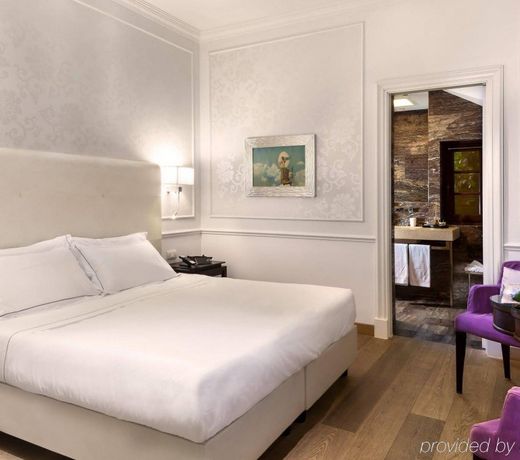 The Ashbee Hotel