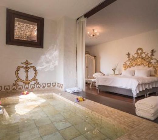 Moche Sanctuary Lodge