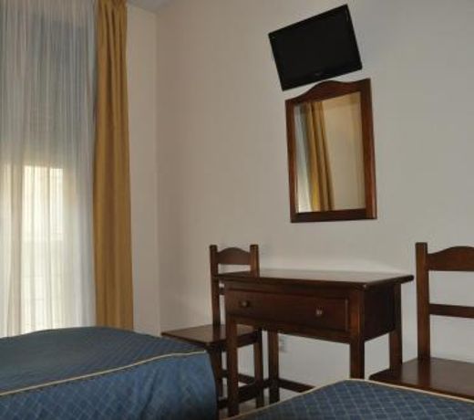 Hostal Niza I II
