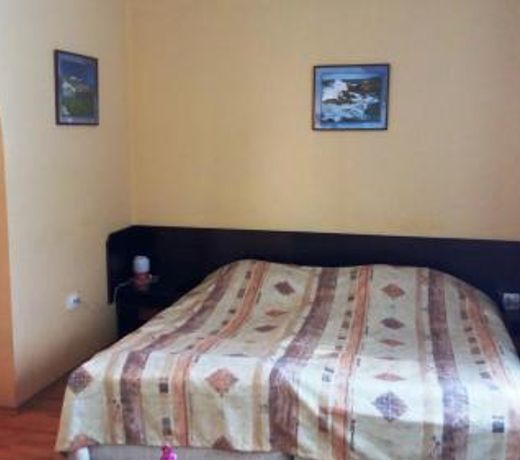 Guest House Yanina