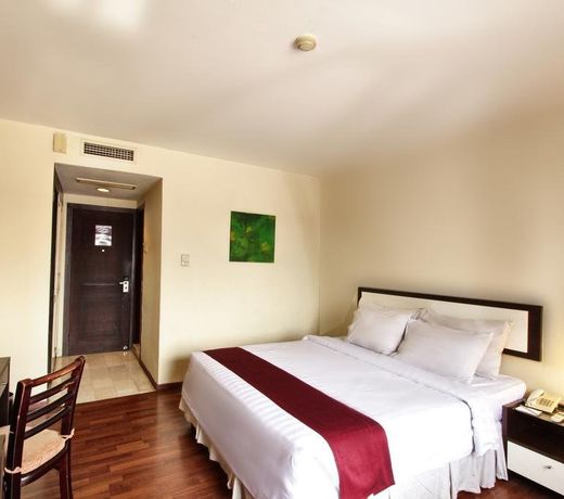Garuda Plaza Hotel