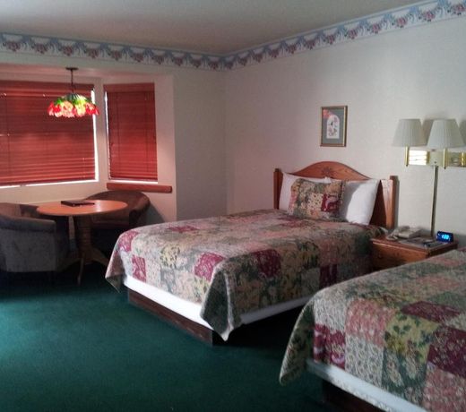 Ponderosa Gardens Motel