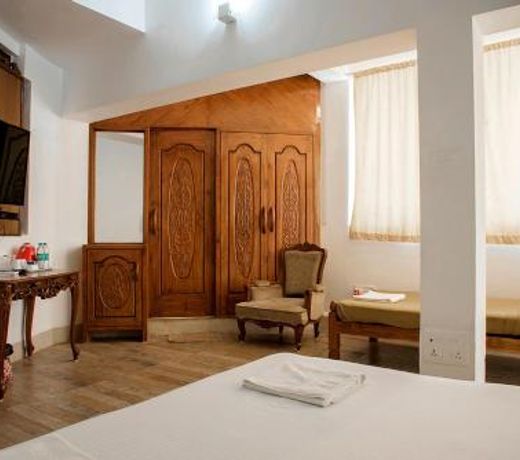 Pirache Art Hotel & Spa