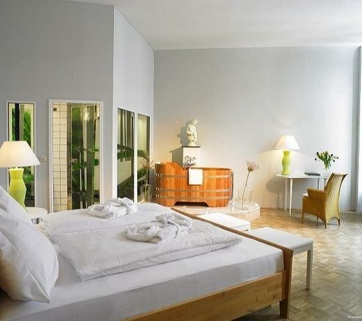 ART FABRIK & HOTEL