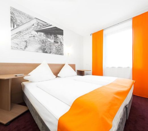 McDreams Hotel Wuppertal City