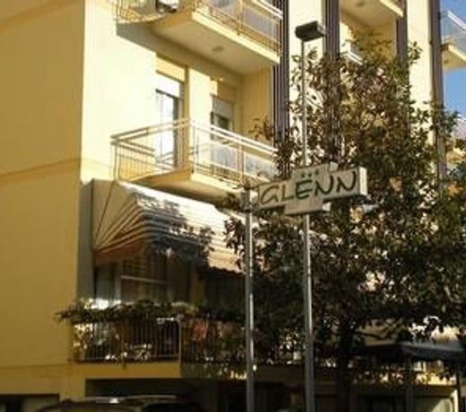 Hotel Glenn