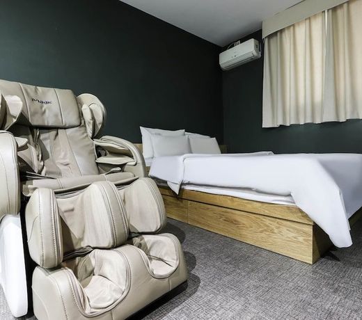 Hotel Iris