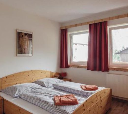 Aparthotels Berwang (Landhaus Cornelia)