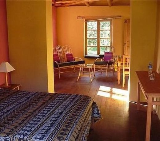 ÃUSTAYOC LODGE