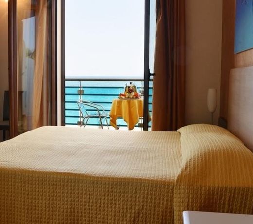 Hotel Mirage