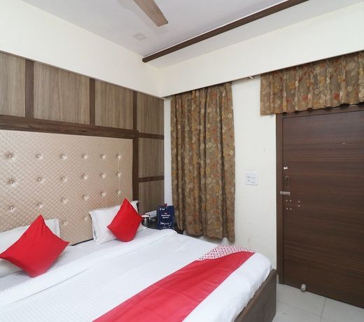 HOTEL AMBA INN