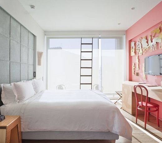 New Hotel