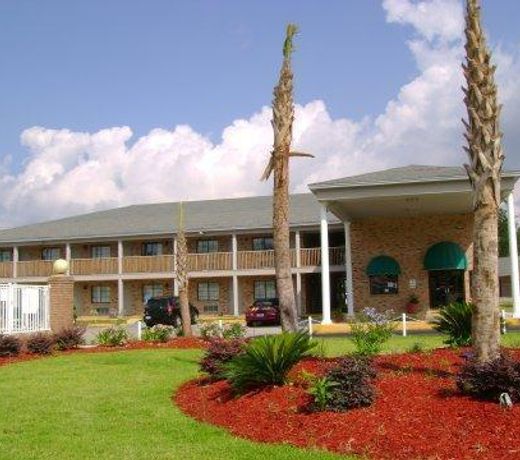 Emerald Sands Inn