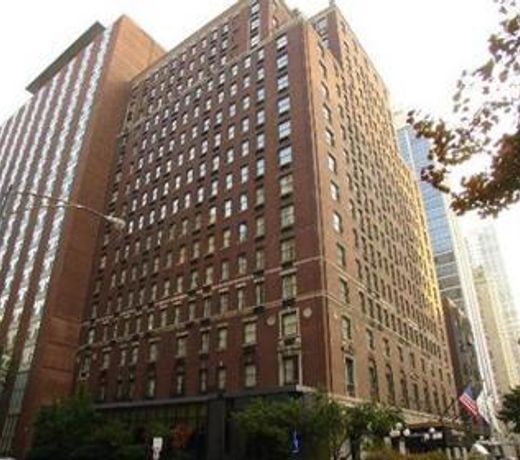 Ambassador Chicago, part of JdV by Hyatt