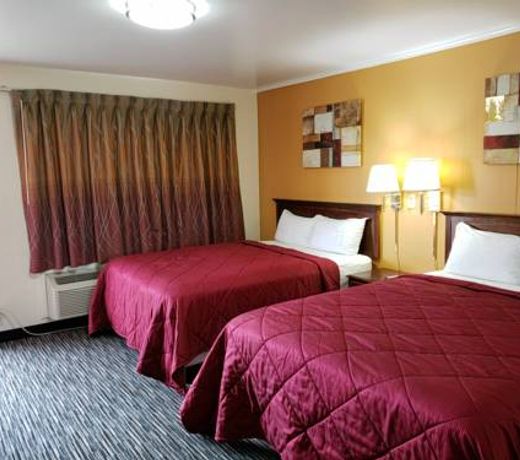Super 7 Motel