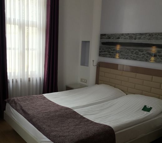 Puding Hotel