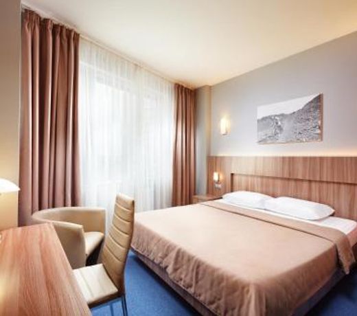 Slavyanskaya Hotel
