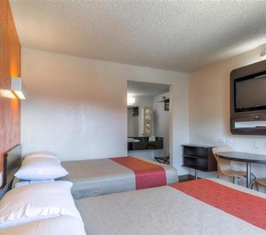 Motel 6 Los Angeles - Long Beach