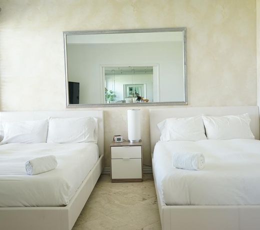 The Netherland By South Beach Vacation Rentals